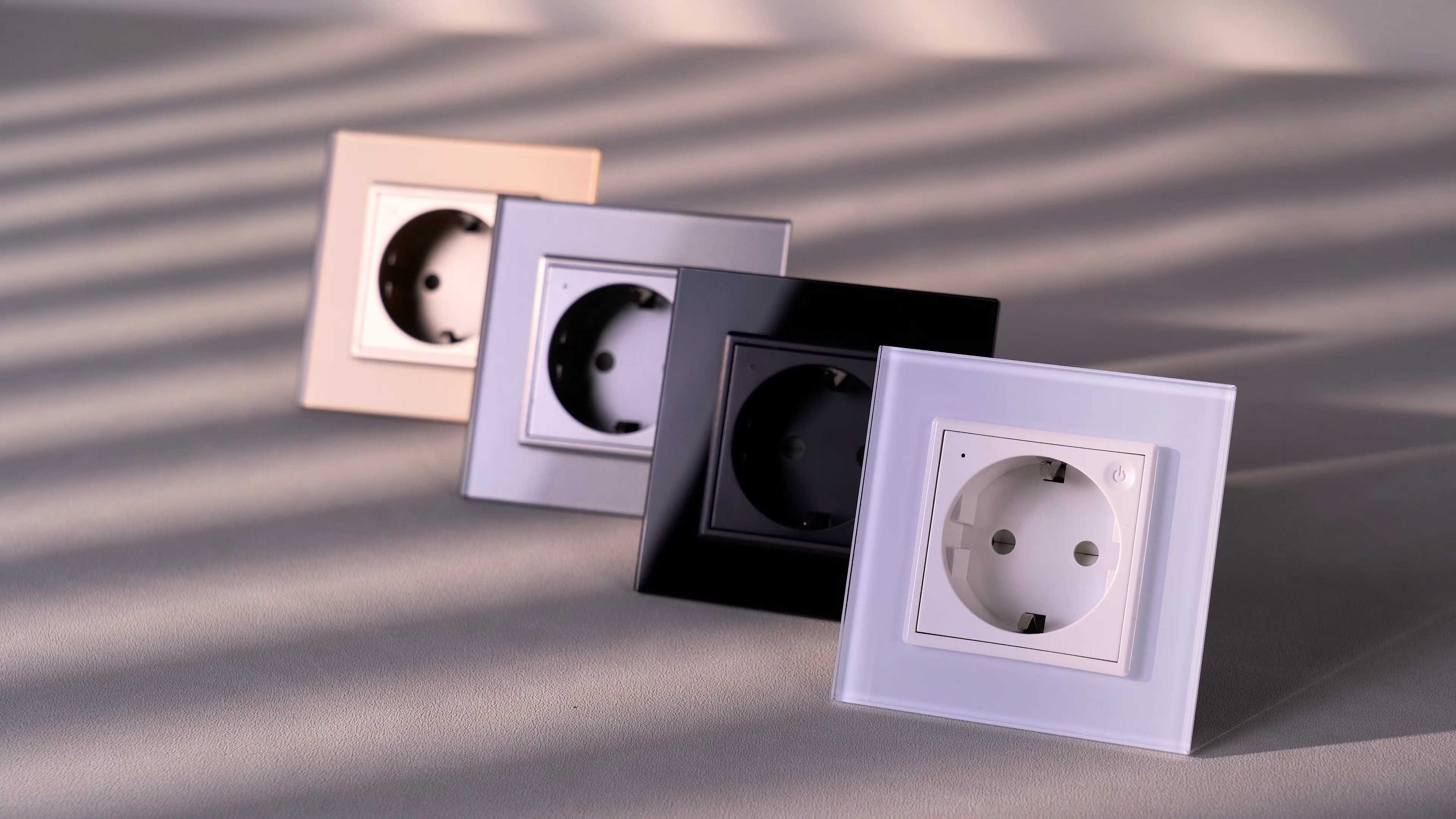 Instalacja gniazda EC